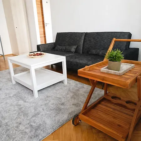 Riviera Park Retreat Apartamento *